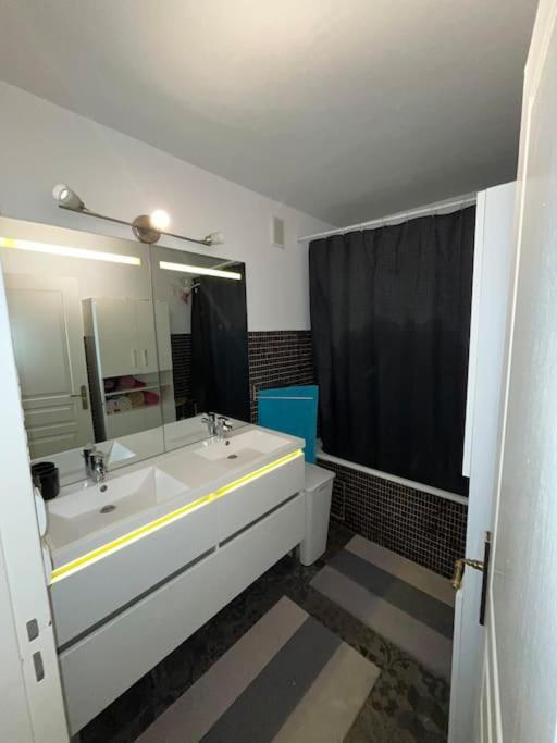 Flat Lägenhet Toulouse Exteriör bild